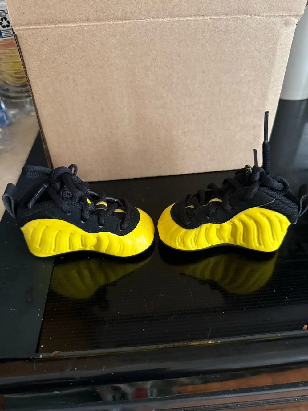 Infant Nike shoes size 1c